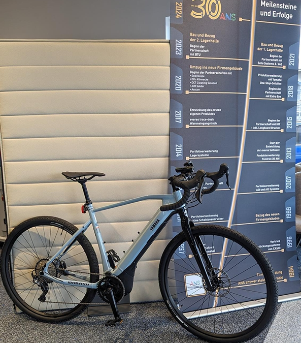 ANS answer elektronik GmbH präsentiert auf der Messe SMTconnect modernste Fertigungslösungen und verlost ein E-Bike